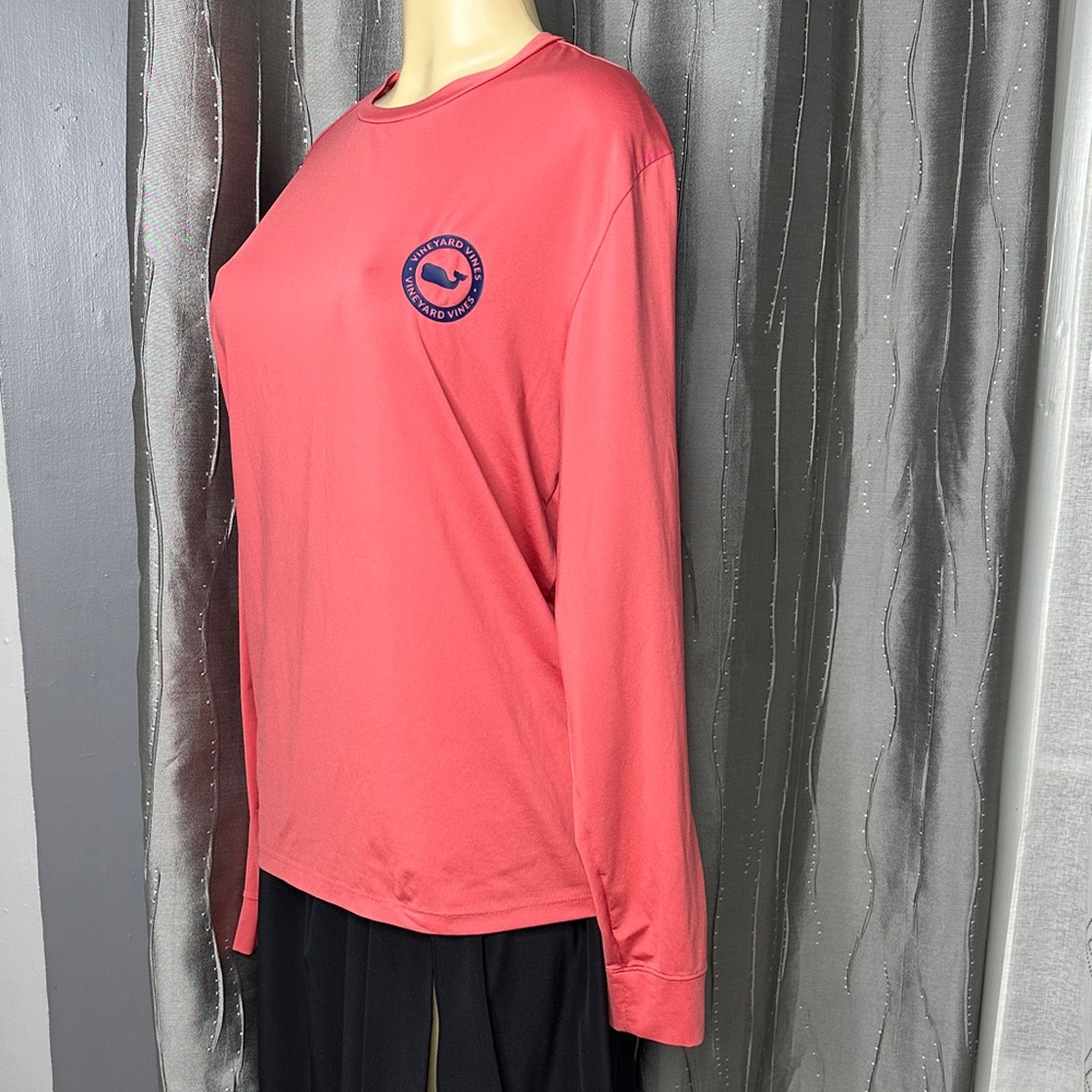 Vineyard Vines women’s Sz S  Coral Long Sleeve Tee